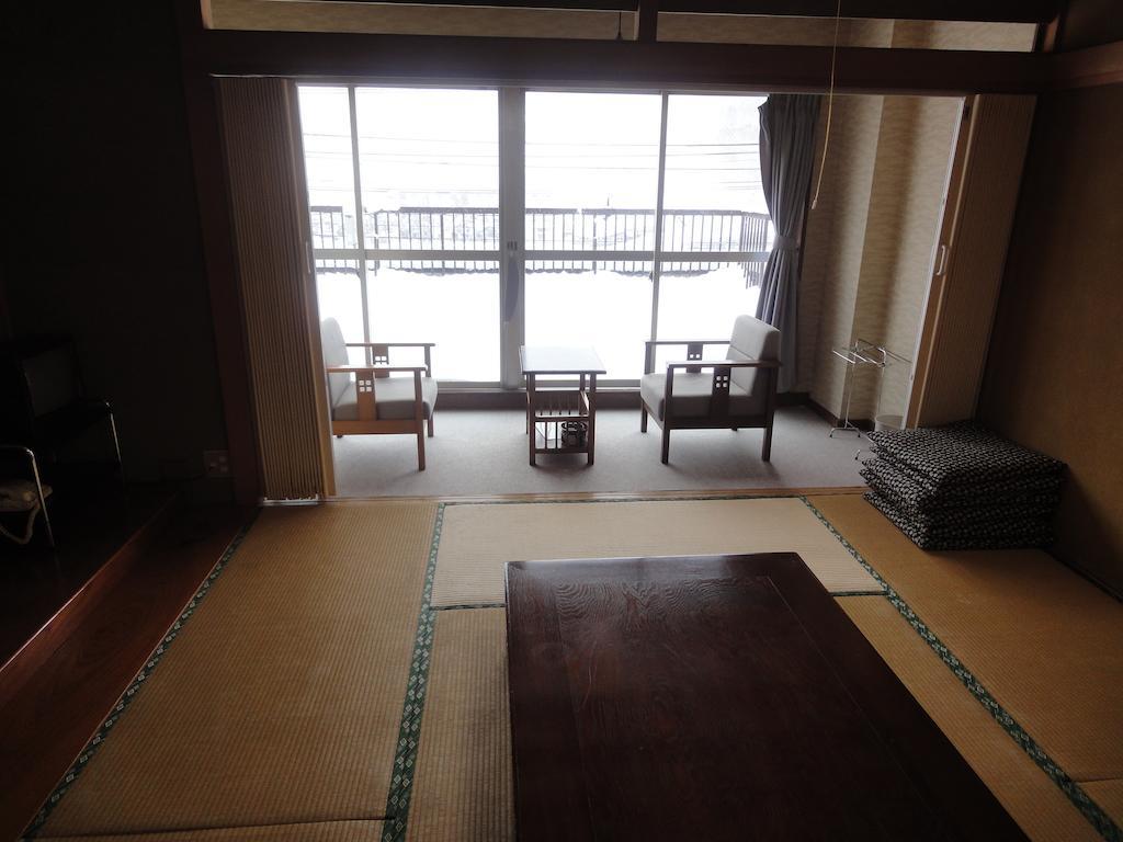 Hotel Tomiya Yuzawa  Zimmer foto