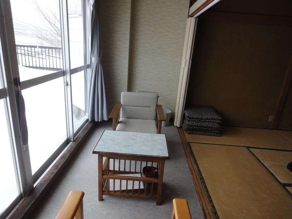 Hotel Tomiya Yuzawa  Zimmer foto